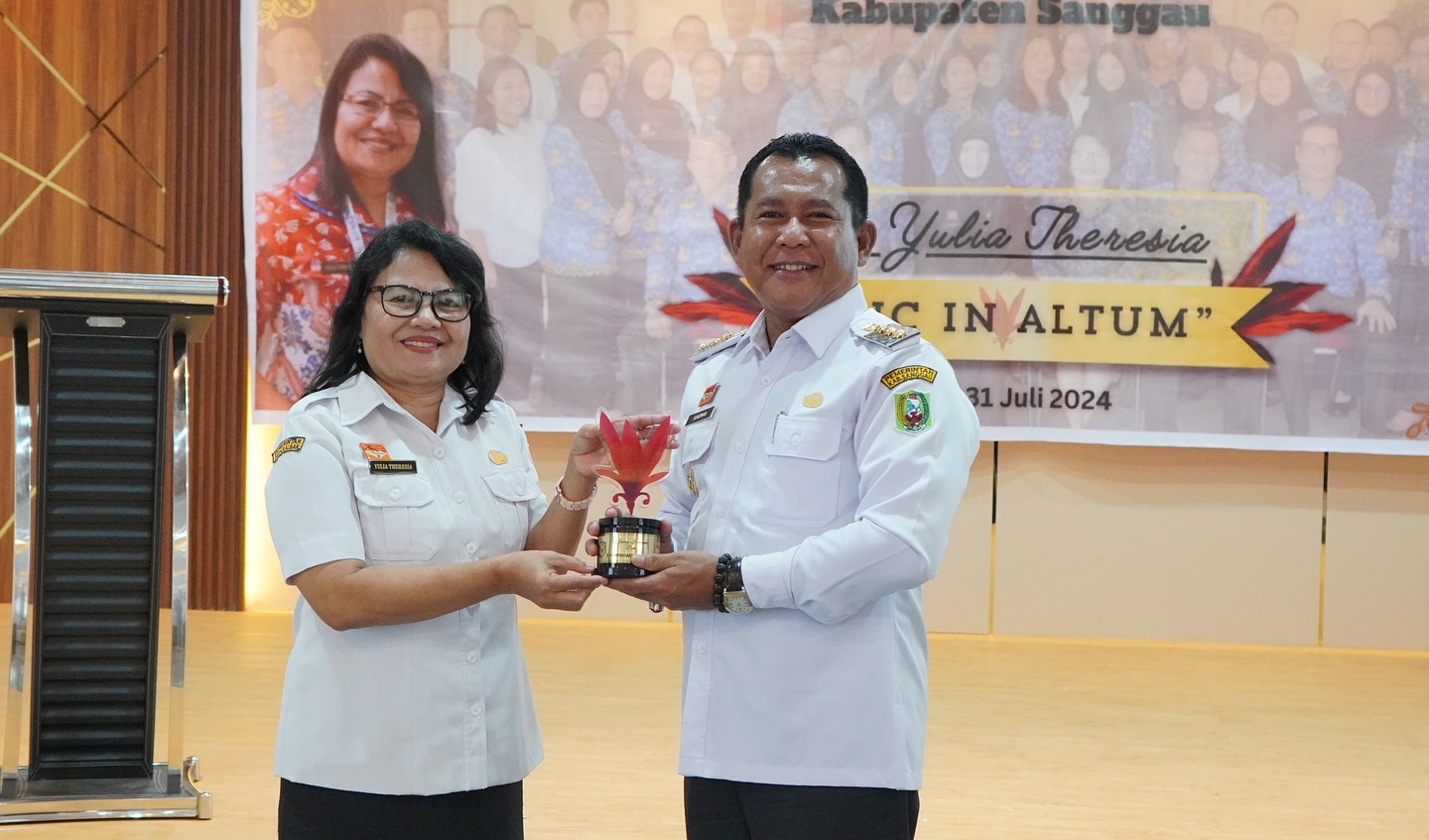 Read more about the article Purna Tugas Kepala Badan Perencanaan Pembangunan Daerah Kabupaten Sanggau, Ir. Yulia Theresia