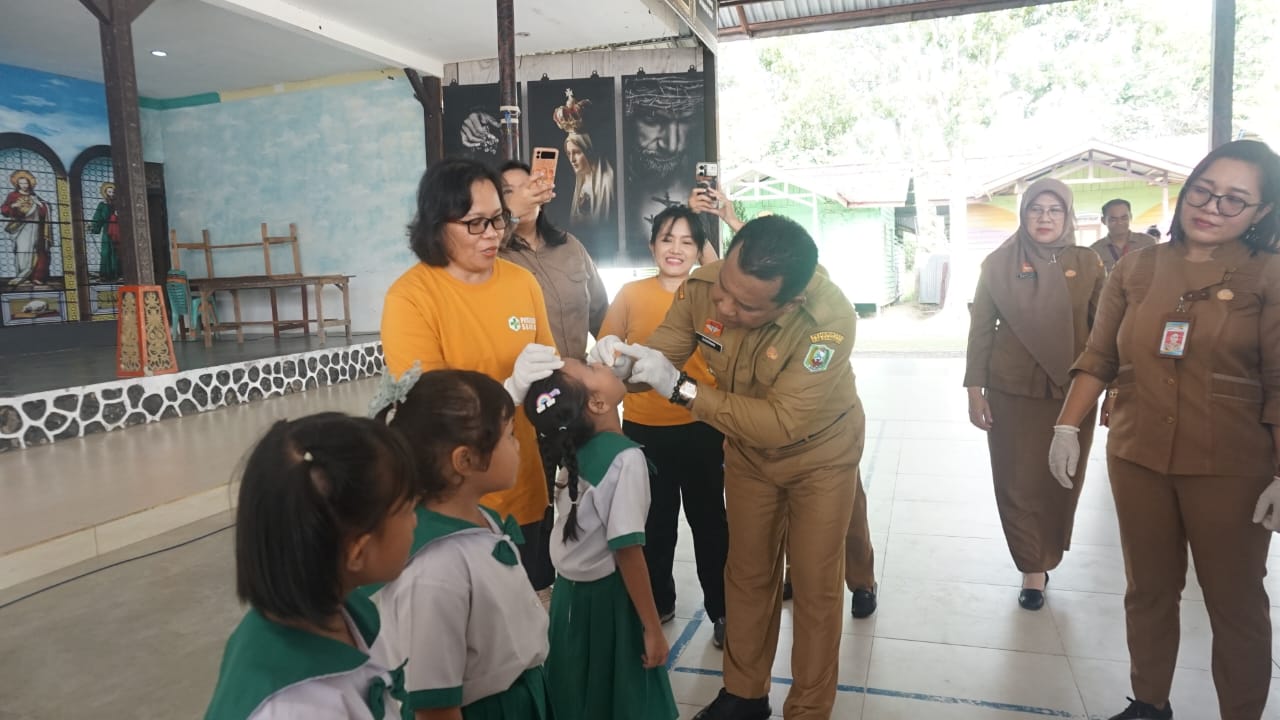 Read more about the article Pekan Imunisasi Nasional PIN Polio tahun 2024, resmi dicanangkan secara serentak se-Kalimantan Barat, oleh Pj Gubernur Kalbar, Harisson via aplikasi Zoom bersama seluruh bupati/walikota se-Kalbar.